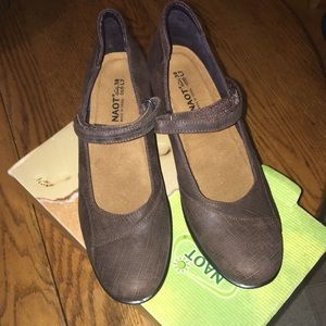 Women’s Leather Wedge by NAOT (NWT) Size 7